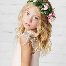 How old is Eveleigh Labrant