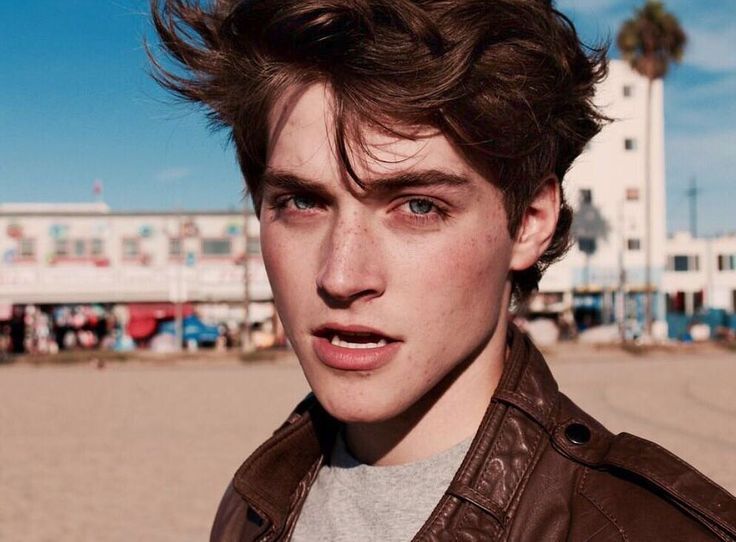 Froy Gutierrez’s Bio: Age, Height, Ethnicity, Who is he Dating?