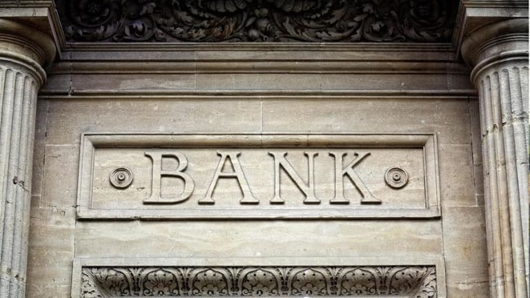 Top 23 Largest Banks in the World (The Biggest Asset Banks)